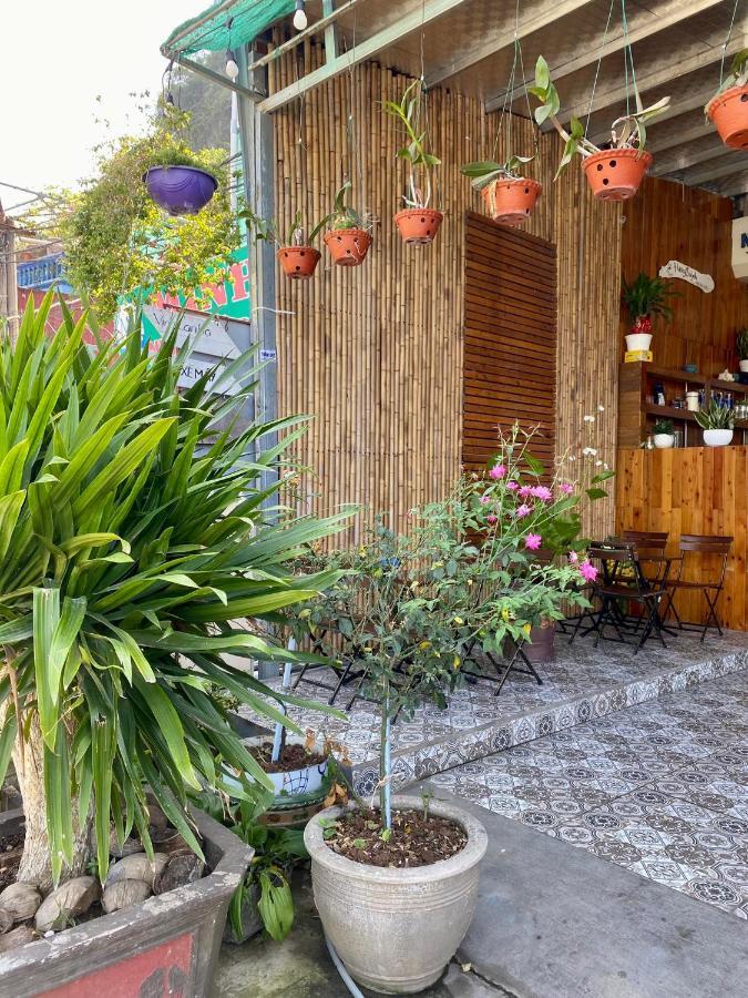 Huong Quynh Homestay Hai Phong Exterior foto